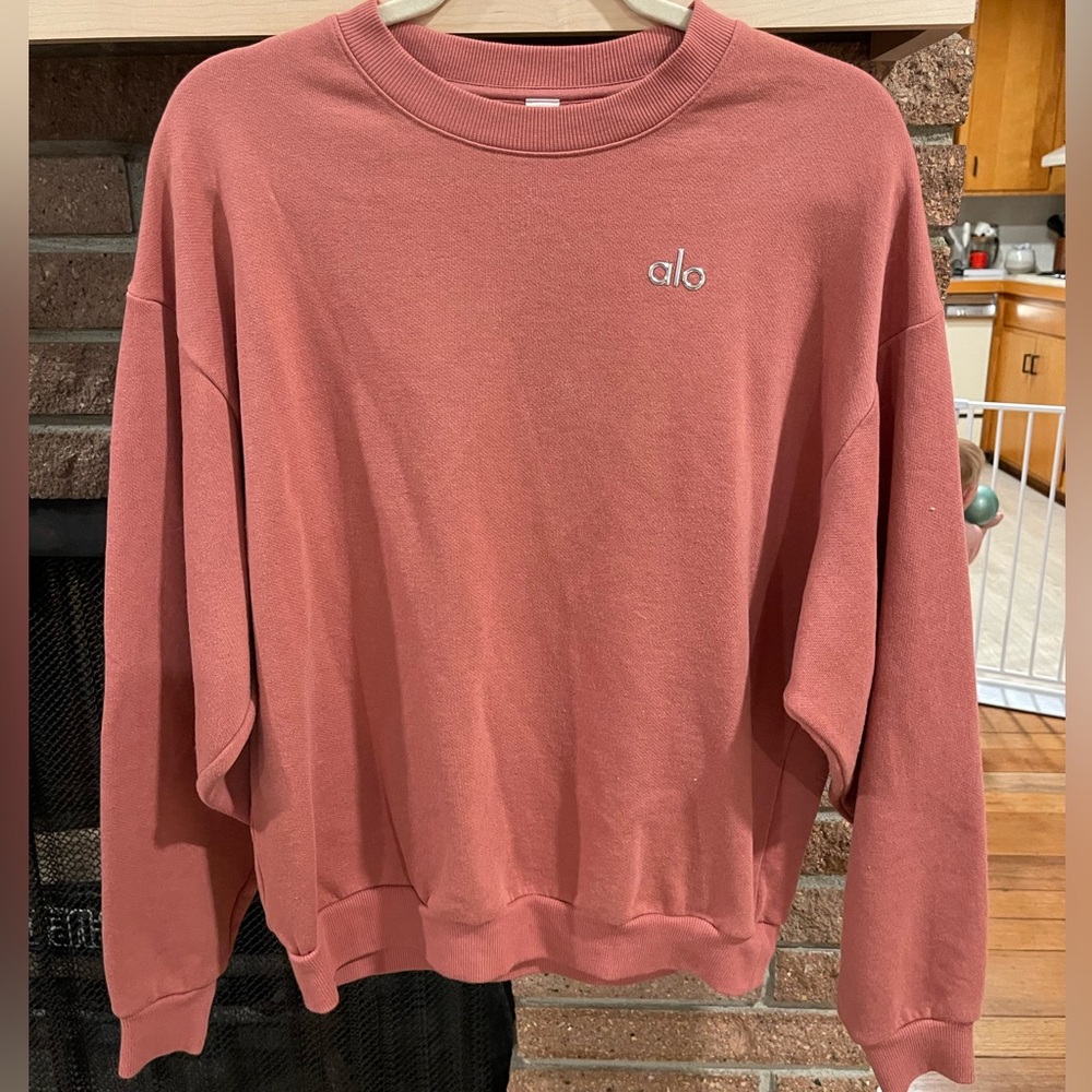 ALO Yoga soft terracotta crewneck